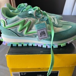 Brand New Marc Jacob’s Sneakers Size 8